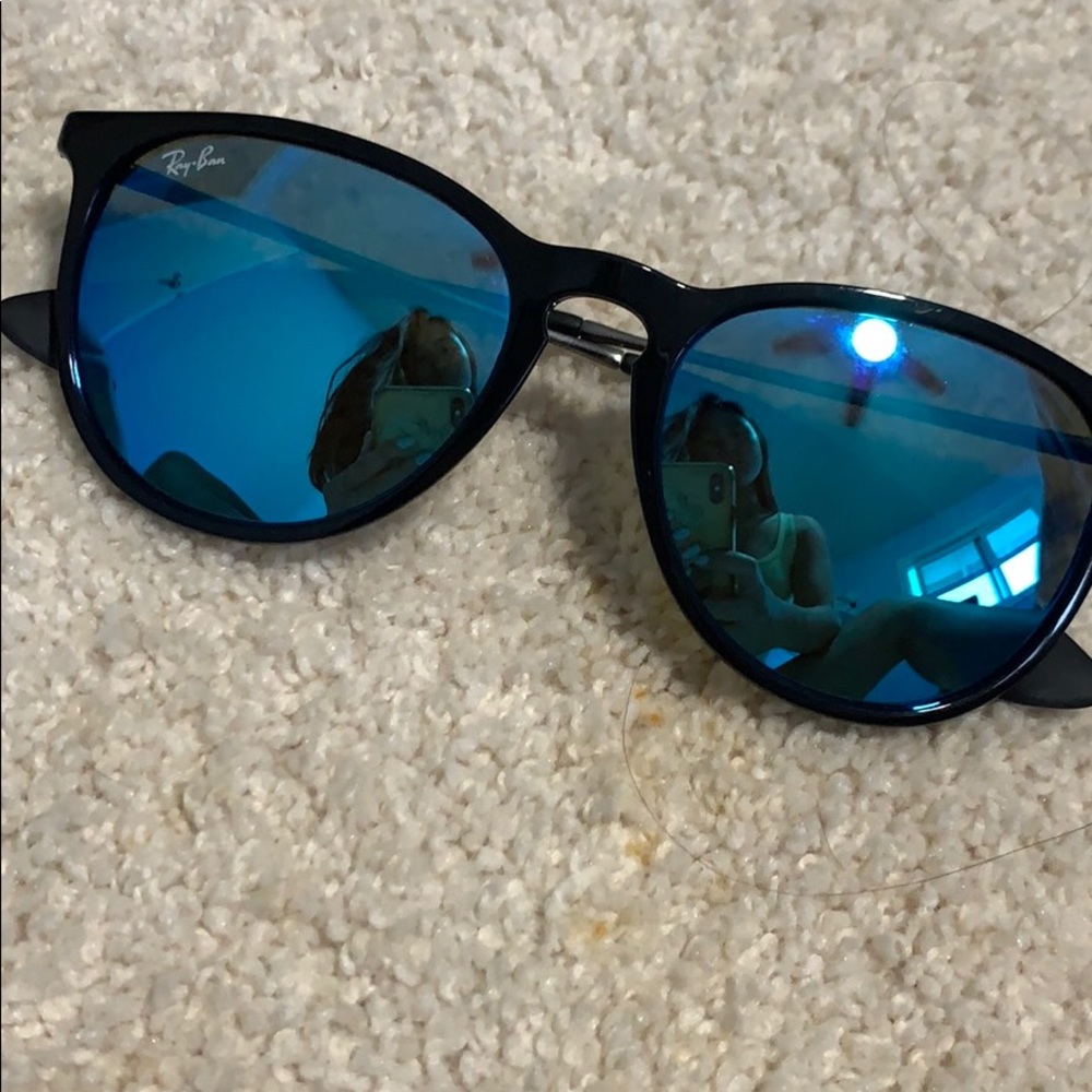Ray-Ban Erika Sunglasses